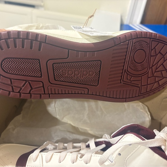 Adidas Men's White and Maroon Sneakers - Picture 6 of 7